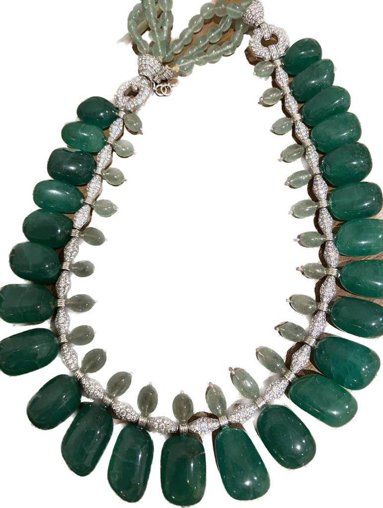 Charming Green Coloured Stone Necklace