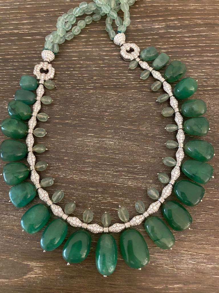 Charming Green Coloured Stone Necklace