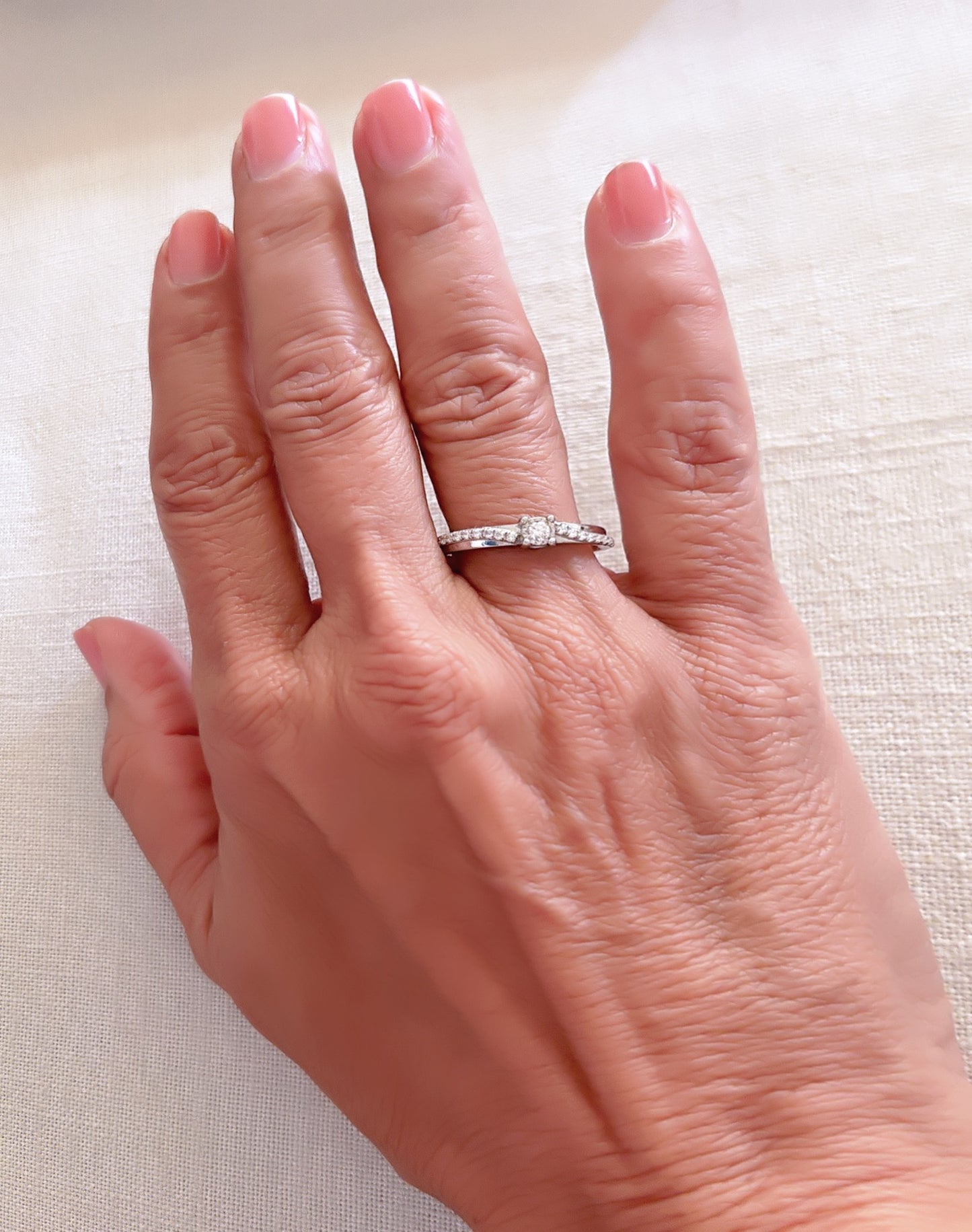 Swirl promise ring