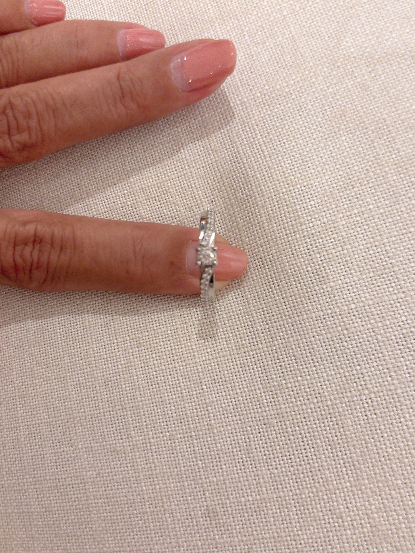 Swirl promise ring